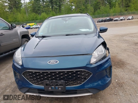 2020 Ford Escape SE z VIN 1FMCU9G66LUC32126, wystawiony jako IAAI lot #42313650 z przebiegiem 104 550 mil mil oraz . Historia ofert i sprzedaży dostępna na DreamBid. Obrazek 17.