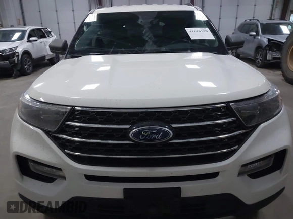 2022 Ford Explorer XLT with VIN 1FMSK8DH2NGA29432, listed as a IAAI auction lot 41614290 with 23,918 mi miles. Bid and sale history available at carsss.com. Image 12.