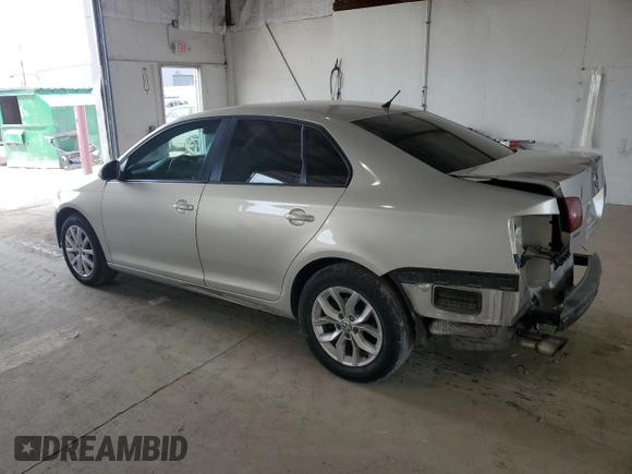 2010 Volkswagen Jetta SEL z VIN 3VWRX7AJ4AM100858, wystawiony jako Copart lot #60695995 z przebiegiem 158 477 mil mil oraz Szkoda całkowita • Salvage title. Historia ofert i sprzedaży dostępna na DreamBid. Obrazek 2.