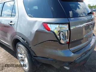 2014 Ford Explorer XLT with VIN 1FM5K7D8XEGC21589, listed as a IAAI auction lot 42558702 with 140,818 mi miles and . Bid and sale history available at DreamBid. Image 6.
