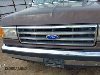 1990 Ford F-150 с VIN 1FTEF15Y7LPA09959, выставлен на аукционе IAAI как лот 42531399 с пробегом 55 575 миль миль и . История ставок и продаж доступна на DreamBid. Изображение 6.