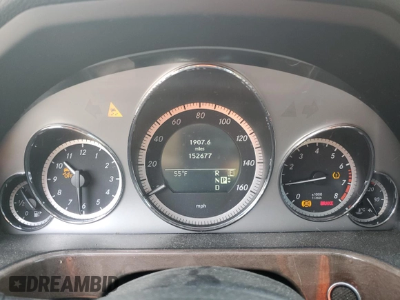 2011 Mercedes-Benz E 350 Luxury with VIN WDDHF8HB8BA366247, listed as a Copart auction lot 85240684 with 152,677 mi miles and Salvage title. Bid and sale history available at DreamBid. Image 9.