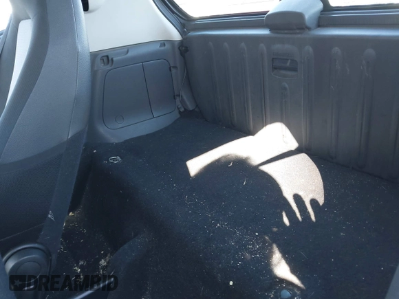 2013 Smart fortwo Pure с VIN WMEEJ3BA1DK647416, выставлен на аукционе IAAI как лот 41676693 с пробегом 102 772 миль миль и . История ставок и продаж доступна на DreamBid. Изображение 8.