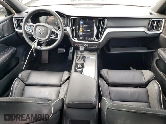 2019 Volvo S60 R-Design with VIN 7JR102FMXKG015692, listed as a Copart auction lot 57598173 with 26,004 mi miles. Bid and sale history available at carsss.com. Image 8.