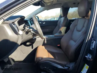 2020 Volvo XC60 Inscription with VIN YV4102RL8L1459124, listed as a Copart auction lot 46614525 with 81,037 mi miles and Salvage Title. Bid and sale history available at carsss.com. Image 7.