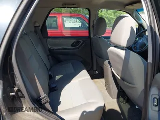 2006 Ford Escape XLT with VIN 1FMYU03176KA55498, listed as a IAAI auction lot 42499429 with 156,298 mi miles and . Bid and sale history available at DreamBid. Image 8.