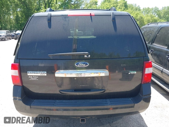2013 Ford Expedition Limited z VIN 1FMJU2A55DEF64116, wystawiony jako IAAI lot #42242609 z przebiegiem 111 646 mil mil oraz . Historia ofert i sprzedaży dostępna na DreamBid. Obrazek 15.
