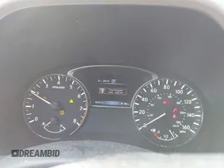 2017 Nissan Pathfinder SV with VIN 5N1DR2MMXHC904184, listed as a IAAI auction lot 41369202 with 85,427 mi miles. Bid and sale history available at carsss.com. Image 7.