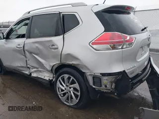 2015 Nissan Rogue SL with VIN 5N1AT2MV4FC898201, listed as a IAAI auction lot 41953663 with Not Provided miles. Bid and sale history available at carsss.com. Image 6.