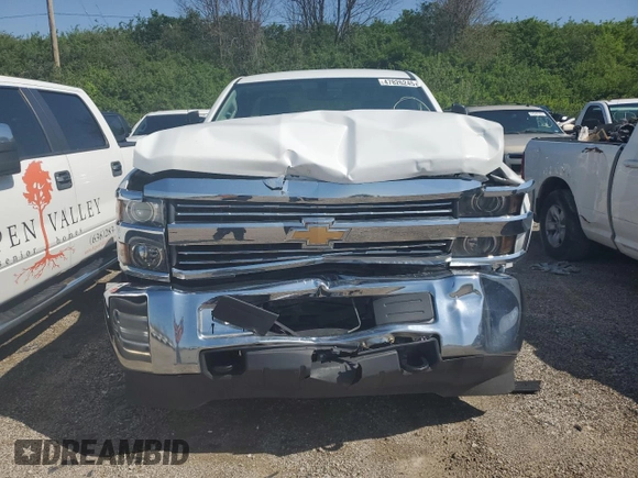 2017 Chevrolet Silverado 1500 with VIN 1GB0CUEG6HZ246969, listed as a Copart auction lot 47826245 with 132,815 mi miles and Salvage Title. Bid and sale history available at DreamBid. Image 5.
