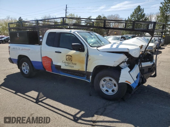 2024 Nissan Frontier S z VIN 1N6ED1CLXRN655690, wystawiony jako Copart lot #89017835 z przebiegiem 2 061 mil mil oraz Szkoda całkowita • Salvage title. Historia ofert i sprzedaży dostępna na DreamBid. Obrazek 4.
