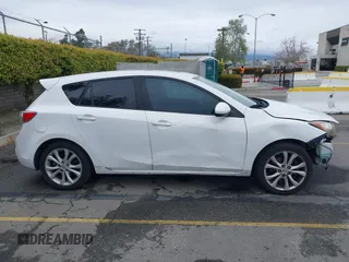2011 Mazda 3 S Grand Touring z VIN JM1BL1M69B1411625, wystawiony jako IAAI lot #41778143 z przebiegiem 133 987 mil mil oraz . Historia ofert i sprzedaży dostępna na DreamBid. Obrazek 14.