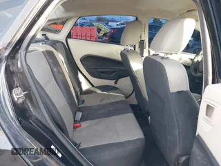 2013 Ford Fiesta S z VIN 3FADP4AJ7DM178265, wystawiony jako IAAI lot #41610346 z przebiegiem 115 963 mil mil oraz . Historia ofert i sprzedaży dostępna na DreamBid. Obrazek 8.