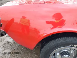 1968 Chevrolet Corvette z VIN 0000194678S415077, wystawiony jako IAAI lot #42422867 z przebiegiem 53 199 mil mil oraz . Historia ofert i sprzedaży dostępna na DreamBid. Obrazek 20.