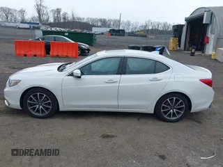 2019 Acura TLX z VIN 19UUB3F33KA007148, wystawiony jako IAAI lot #41889013 z przebiegiem 97 654 mil mil oraz . Historia ofert i sprzedaży dostępna na DreamBid. Obrazek 14.