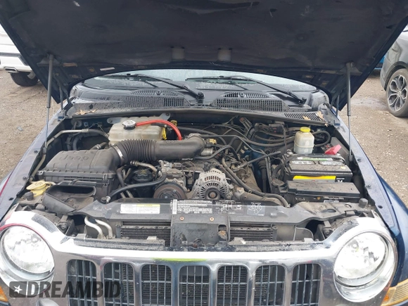 2005 Jeep Liberty Limited with VIN 1J4GK58K75W651930, listed as a IAAI auction lot 41879451 with 283,206 mi miles. Bid and sale history available at carsss.com. Image 10.