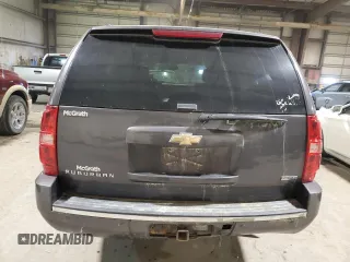 2010 Chevrolet Suburban LTZ with VIN 1GNUKKE3XAR244933, listed as a Copart auction lot 85247514 with 200,732 mi miles and Salvage Title. Bid and sale history available at carsss.com. Image 6.