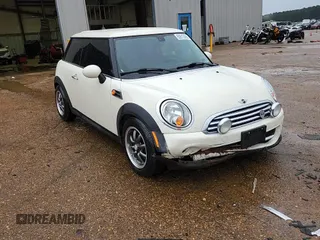 2012 MINI Hardtop z VIN WMWSU3C54CT543437, wystawiony jako Copart lot #60613355 z przebiegiem 43 932 mil mil oraz Szkoda całkowita • Salvage title. Historia ofert i sprzedaży dostępna na DreamBid. Obrazek 13.