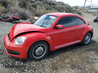 2013 Volkswagen Beetle 2.5L с VIN 3VWJP7AT8DM616417, выставлен на аукционе Copart как лот 52381785 с пробегом 86 274 миль миль и Списание • Salvage title. История ставок и продаж доступна на DreamBid. Изображение 1.