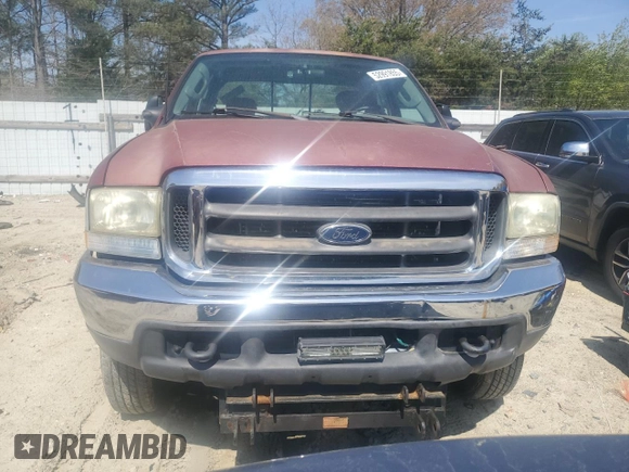 2003 Ford F-250 XL z VIN 1FTNX21LX3EB86983, wystawiony jako Copart lot #52991855 z przebiegiem 94 588 mil mil oraz Czysty tytuł • Clean title. Historia ofert i sprzedaży dostępna na DreamBid. Obrazek 5.