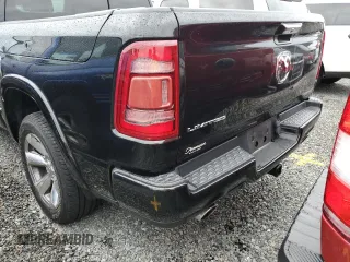 2020 Ram 1500 Limited z VIN 1C6RREHT1LN360188, wystawiony jako Copart lot #74491754 z przebiegiem Nie podano mil oraz Nie do naprawy • Non repairable. Historia ofert i sprzedaży dostępna na DreamBid. Obrazek 6.