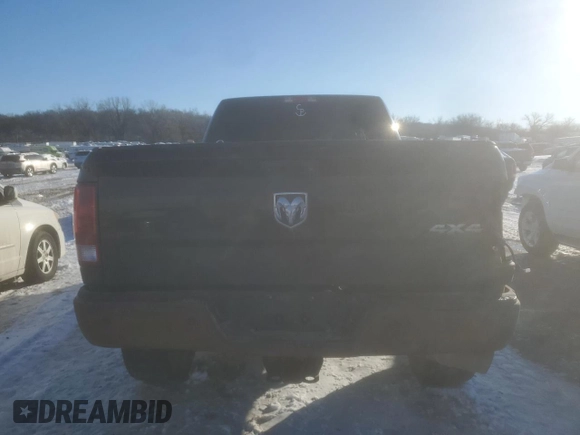 2016 Ram 2500 Tradesman z VIN 3C6UR5CL1GG161710, wystawiony jako Copart lot #87543575 z przebiegiem 172 781 mil mil oraz Szkoda całkowita • Salvage title. Historia ofert i sprzedaży dostępna na DreamBid. Obrazek 6.