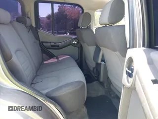 2005 Nissan Xterra S z VIN 5N1AN08W65C642657, wystawiony jako IAAI lot #42355908 z przebiegiem 124 458 mil mil oraz . Historia ofert i sprzedaży dostępna na DreamBid. Obrazek 8.