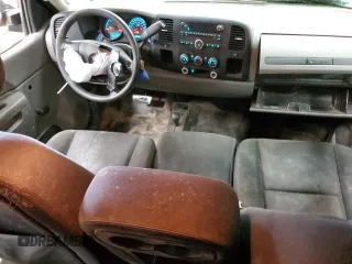 2010 Chevrolet Silverado 1500 with VIN 1GCSKPE36AZ133258, listed as a Copart auction lot 70256444 with 176,404 mi miles and Clean Title. Bid and sale history available at DreamBid. Image 8.