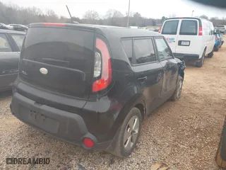 2016 Kia Soul with VIN KNDJN2A23G7408852, listed as a IAAI auction lot 41749819 with 112,037 mi miles. Bid and sale history available at carsss.com. Image 4.