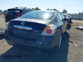 2010 Nissan Altima 2.5 S with VIN 1N4AL2AP7AN469390, listed as a IAAI auction lot 41993518 with 125,690 mi miles. Bid and sale history available at carsss.com. Image 4.