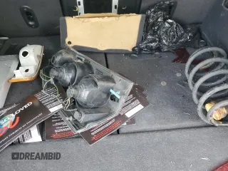 2009 Jeep Commander Sport z VIN 1J8HG48K29C531877, wystawiony jako Copart lot #58708825 z przebiegiem 198 585 mil mil oraz Szkoda całkowita • Salvage title. Historia ofert i sprzedaży dostępna na DreamBid. Obrazek 13.