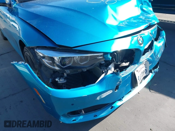 2018 BMW 4 Series 430i z VIN WBA4W3C56JAE99472, wystawiony jako IAAI lot #41936345 z przebiegiem 40 892 mil mil oraz . Historia ofert i sprzedaży dostępna na DreamBid. Obrazek 18.