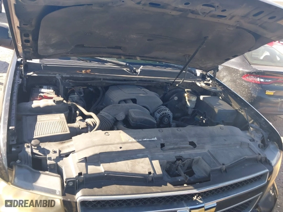 2009 Chevrolet Avalanche LT w/2LT with VIN 3GNEC22009G198925, listed as a IAAI auction lot 41730276 with 159,417 mi miles. Bid and sale history available at carsss.com. Image 10.