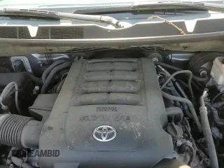 2019 Toyota Tundra SR5 with VIN 5TFAY5F13KX817483, listed as a Copart auction lot 71047325 with 119,740 mi miles and Salvage title. Bid and sale history available at DreamBid. Image 13.