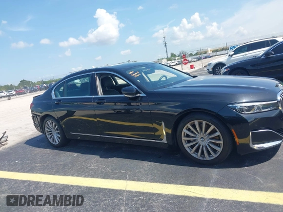 2022 BMW 7 Series 740i with VIN WBA7T2C02NCH73426, listed as a IAAI auction lot 42641007 with 49,300 mi miles and . Bid and sale history available at DreamBid. Image 14.