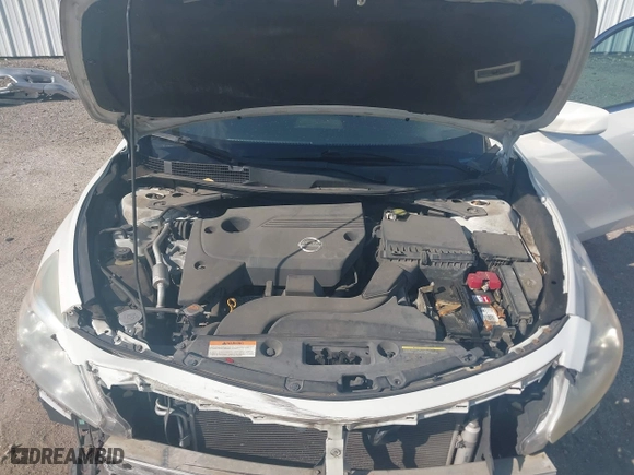 2015 Nissan Altima 2.5 with VIN 1N4AL3AP2FC457477, listed as a IAAI auction lot 41787048 with 122,468 mi miles. Bid and sale history available at carsss.com. Image 10.