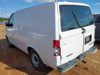 2000 Chevrolet Astro Cargo Van with VIN 1GCDM19W8YB190830, listed as a IAAI auction lot 41632529 with 278,111 mi miles. Bid and sale history available at carsss.com. Image 3.