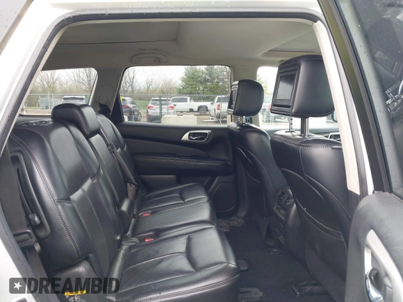 2014 Nissan Pathfinder Platinum with VIN 5N1AR2MM3EC723104, listed as a IAAI auction lot 41903560 with 159,416 mi miles and . Bid and sale history available at DreamBid. Image 8.