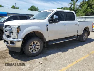 2018 Ford F-250 XL with VIN 1FT7W2B60JEB69787, listed as a Copart auction lot 57414624 with 192,636 mi miles and Salvage title. Bid and sale history available at DreamBid. Image 1.