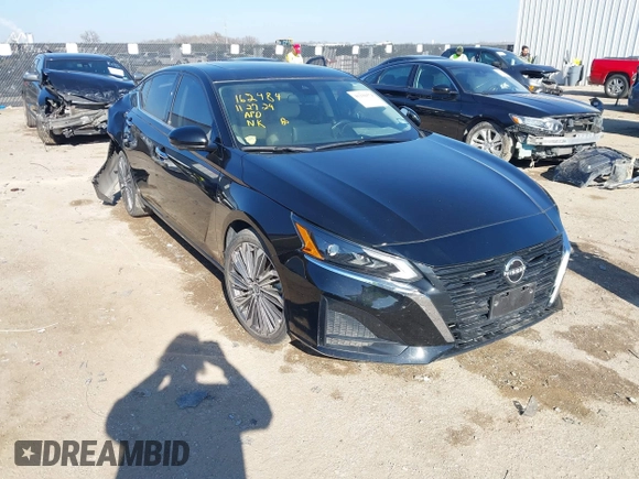2023 Nissan Altima SL with VIN 1N4BL4EV3PN307743, listed as a IAAI auction lot 41236574 with 31,992 mi miles and . Bid and sale history available at DreamBid. Image 1.