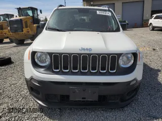 2018 Jeep Renegade Sport с VIN ZACCJBAB7JPH15195, выставлен на аукционе Copart как лот 58906814 с пробегом 113 908 миль миль и Списание • Salvage title. История ставок и продаж доступна на DreamBid. Изображение 5.