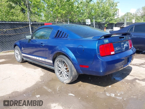 2006 Ford Mustang Standard with VIN 1ZVFT80N565158094, listed as a IAAI auction lot 42168152 with 179,778 mi miles and . Bid and sale history available at DreamBid. Image 3.