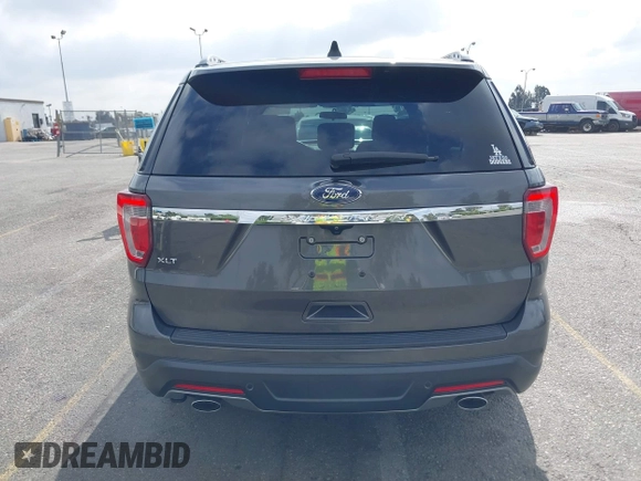 2018 Ford Explorer XLT z VIN 1FM5K7D82JGB56585, wystawiony jako IAAI lot #42129728 z przebiegiem 39 007 mil mil oraz . Historia ofert i sprzedaży dostępna na DreamBid. Obrazek 16.