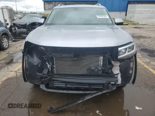 2022 Volkswagen Atlas SEL with VIN 1V2BR2CA8NC534303, listed as a Copart auction lot 57962305 with 40,401 mi miles and Salvage title. Bid and sale history available at DreamBid. Image 5.