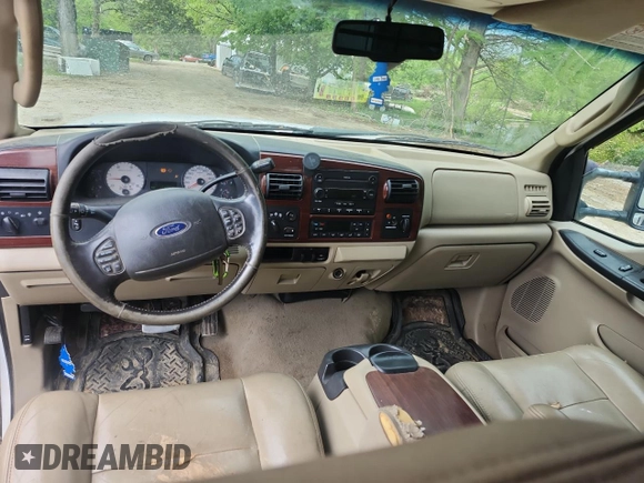 2006 Ford F-350 XL with VIN 1FTWX31P26EC18343, listed as a Copart auction lot 55652265 with 303,085 mi miles and Clean Title. Bid and sale history available at DreamBid. Image 9.