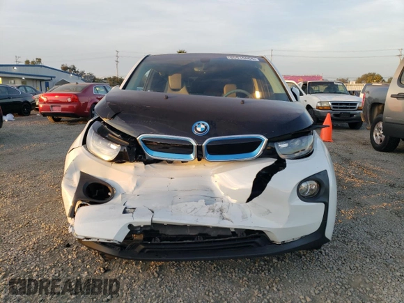 2014 BMW i3 with VIN WBY1Z4C52EV275564, listed as a Copart auction lot 85915664 with 35,961 mi miles and Salvage Title. Bid and sale history available at carsss.com. Image 5.