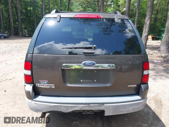 2006 Ford Explorer XLT z VIN 1FMEU73E36UB70375, wystawiony jako IAAI lot #42460992 z przebiegiem 177 637 mil mil oraz . Historia ofert i sprzedaży dostępna na DreamBid. Obrazek 16.