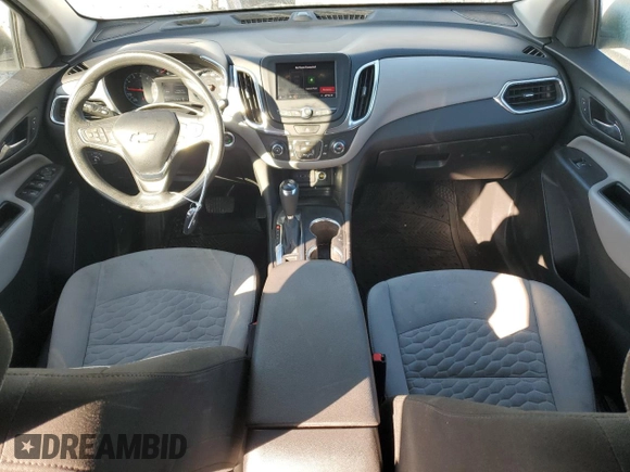 2020 Chevrolet Equinox LS z VIN 3GNAXFEV3LS585393, wystawiony jako Copart lot #48416025 z przebiegiem 105 797 mil mil oraz Szkoda całkowita • Salvage title. Historia ofert i sprzedaży dostępna na DreamBid. Obrazek 8.