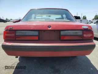 1988 Ford Mustang z VIN 1FABP40A9JF257876, wystawiony jako Copart lot #56777285 z przebiegiem 33 247 mil mil oraz Czysty tytuł • Clean title. Historia ofert i sprzedaży dostępna na DreamBid. Obrazek 6.