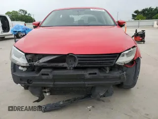 2013 Volkswagen Jetta SE with VIN 3VWDP7AJ0DM433329, listed as a Copart auction lot 54247495 with 153,036 mi miles and Salvage title. Bid and sale history available at DreamBid. Image 5.